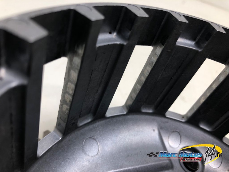 CLOCHE D'EMBRAYAGE HONDA CB1000R 2023