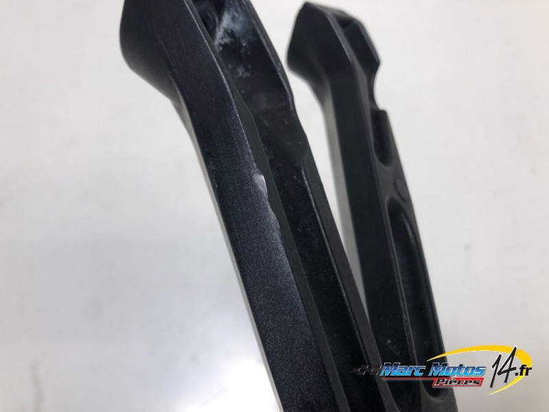 PLATINE ARRIERE GAUCHE HONDA CB1000R 2023