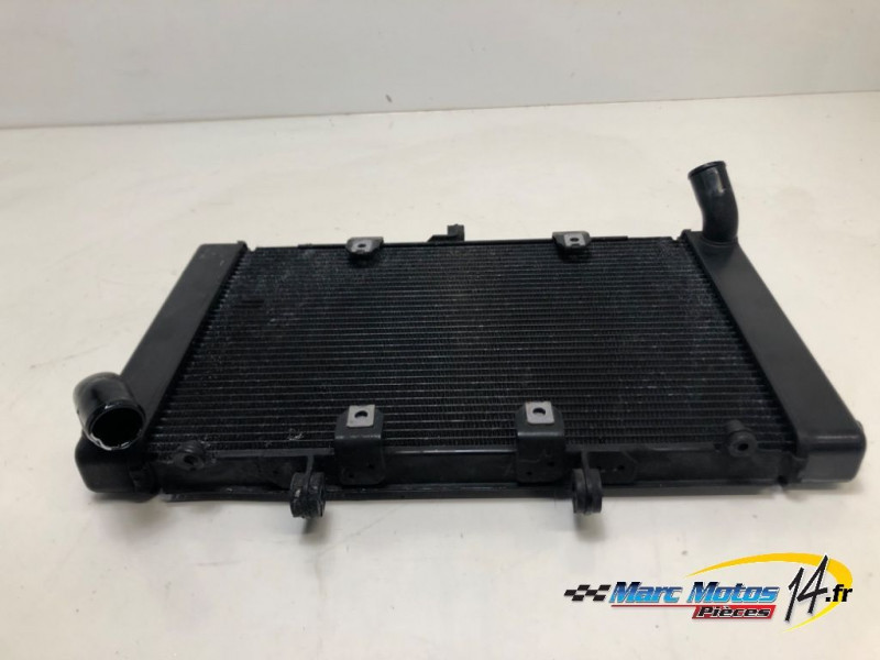 RADIATEUR D'EAU HONDA CB1000R 2023