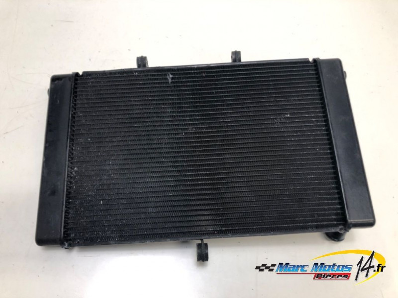 RADIATEUR D'EAU HONDA CB1000R 2023