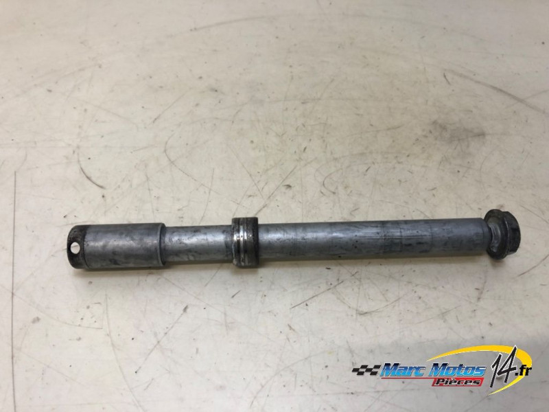 AXE DE ROUE AVANT HONDA 750 CB SEVEN FIFTY 1998