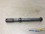 AXE DE ROUE AVANT HONDA 750 CB SEVEN FIFTY 1998
