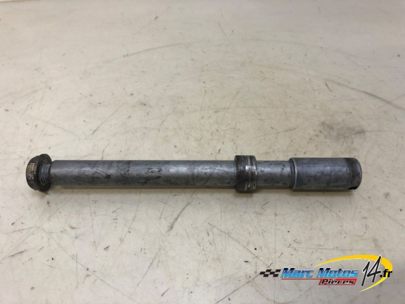 AXE DE ROUE AVANT HONDA 750 CB SEVEN FIFTY 1998