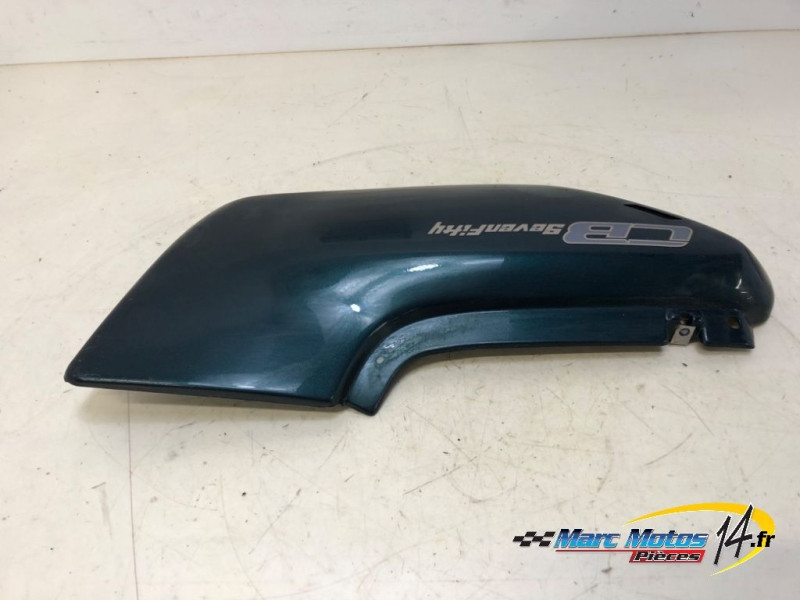 CACHE LATERAL DROIT HONDA 750 CB SEVEN FIFTY 1998