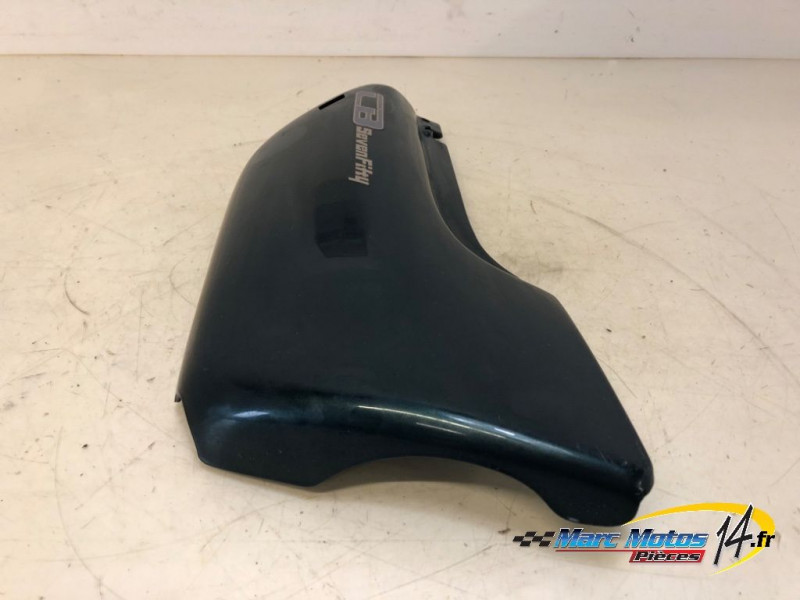 CACHE LATERAL DROIT HONDA 750 CB SEVEN FIFTY 1998