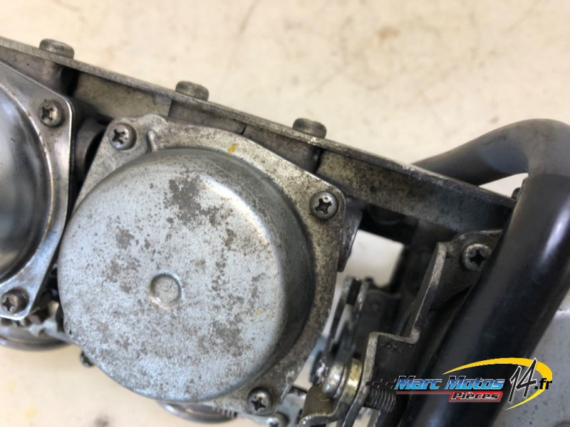 RAMPE DE CARBURATEURS HONDA 750 CB SEVEN FIFTY 1998