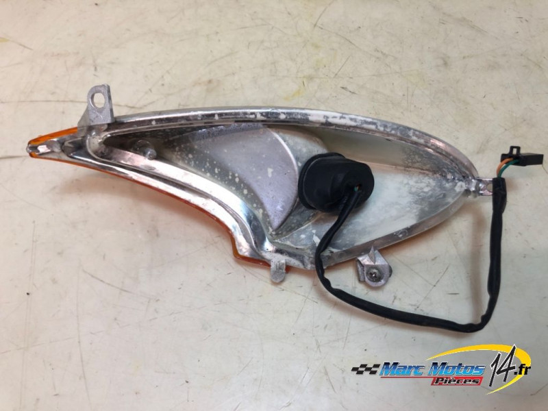 CLIGNOTANT ARRIERE DROIT HONDA 125 VARADERO 2005