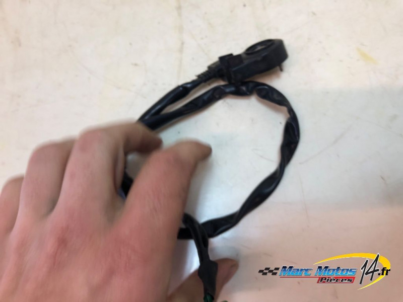 CONTACTEUR DE BEQUILLE HONDA 125 VARADERO 2005