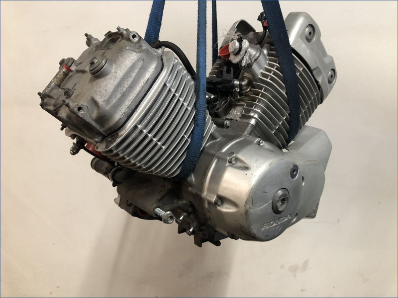 MOTEUR HONDA 125 VARADERO 2005
