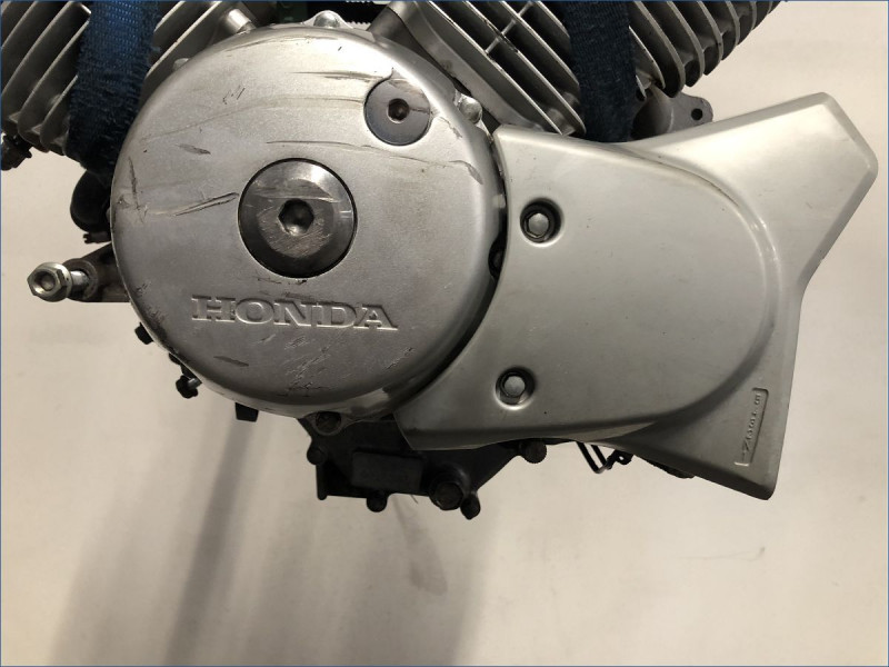 MOTEUR HONDA 125 VARADERO 2005