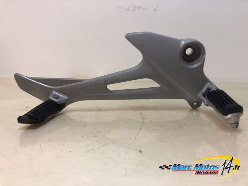 PLATINE MIXTE DROITE HONDA 125 VARADERO 2005