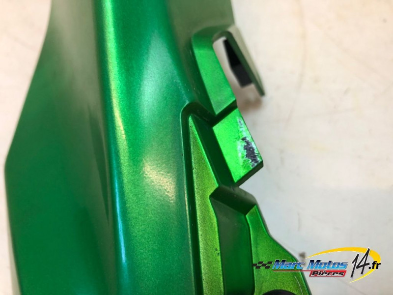 CACHE LATERAL DROIT KAWASAKI Z300 2015