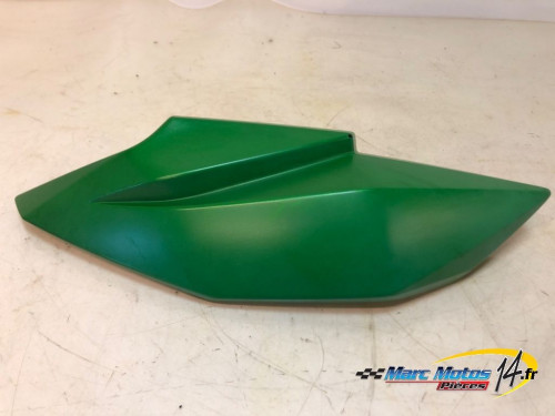 HABILLAGE DE TETE DE FOURCHE DROIT KAWASAKI Z300 2015