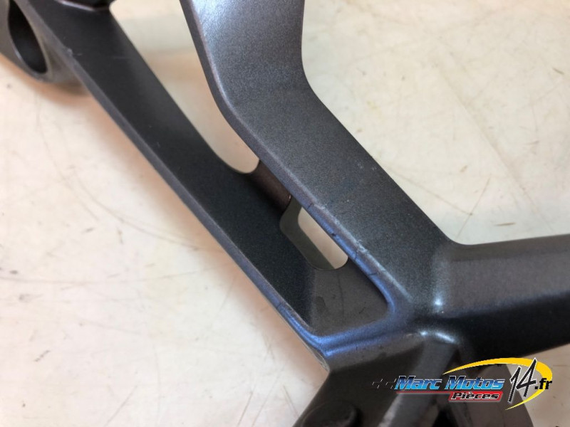PLATINE ARRIERE GAUCHE KAWASAKI Z300 2015