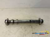AXE DE ROUE ARRIERE SUZUKI 1000 GSXR 2006