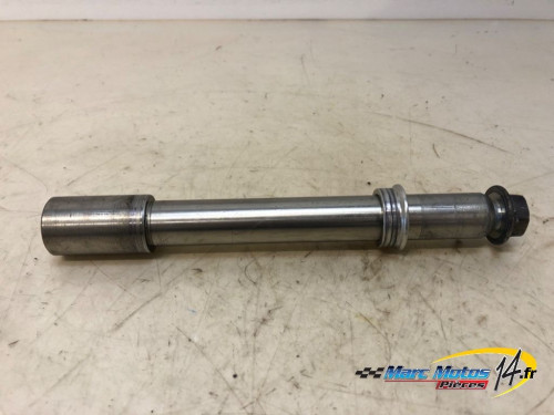 AXE DE ROUE AVANT SUZUKI 1000 GSXR 2006