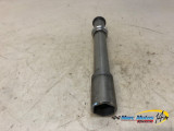 AXE DE ROUE AVANT SUZUKI 1000 GSXR 2006
