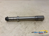 AXE DE ROUE AVANT SUZUKI 1000 GSXR 2006
