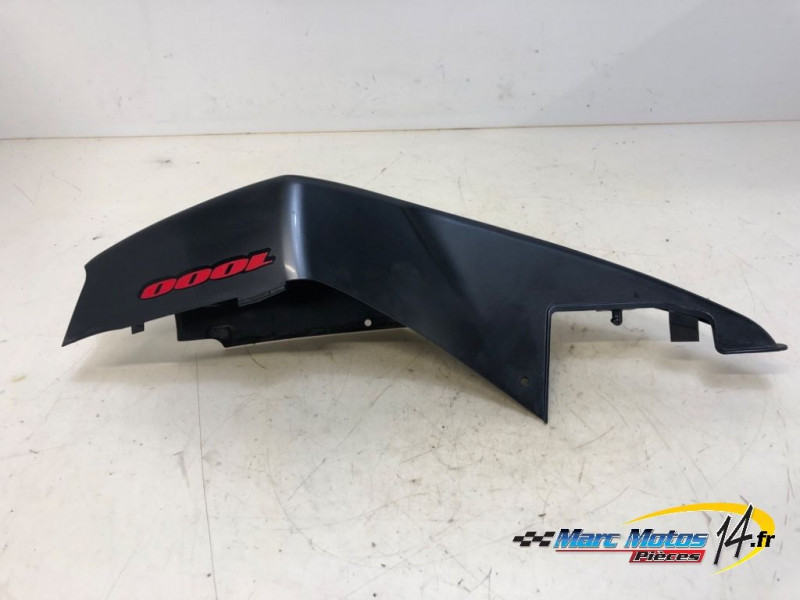 CACHE LATERAL GAUCHE SUZUKI 1000 GSXR 2006