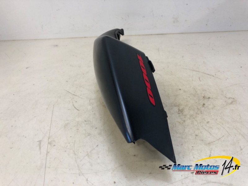 CACHE LATERAL GAUCHE SUZUKI 1000 GSXR 2006