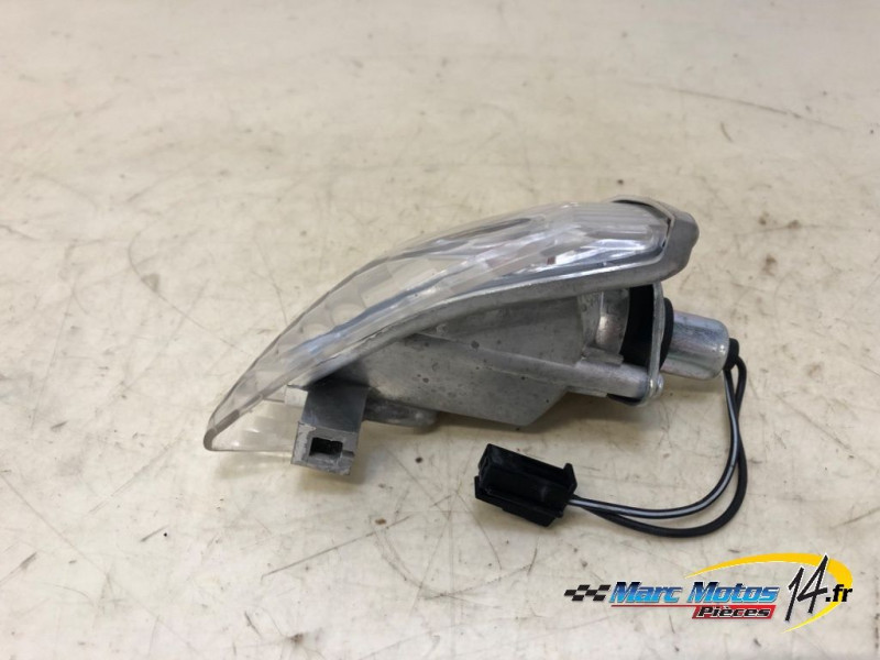 CLIGNOTANT ARRIERE DROIT SUZUKI 1000 GSXR 2006