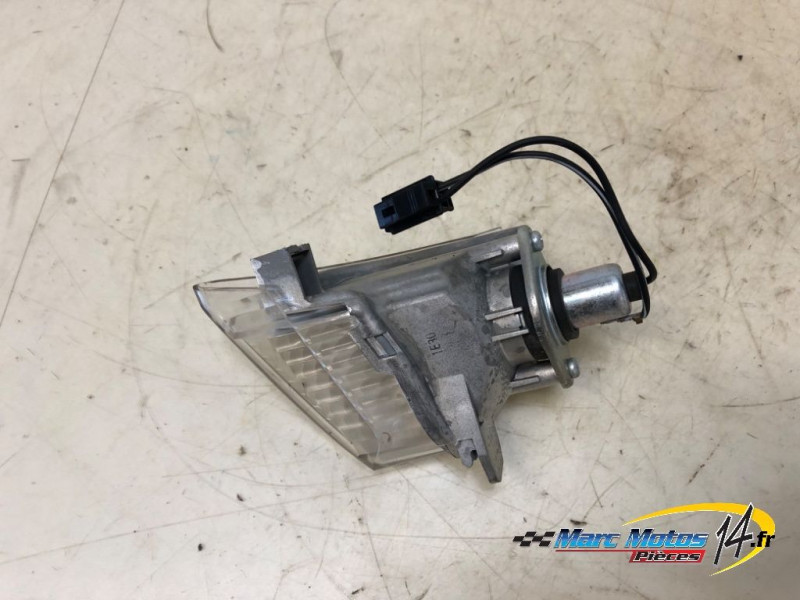 CLIGNOTANT ARRIERE DROIT SUZUKI 1000 GSXR 2006