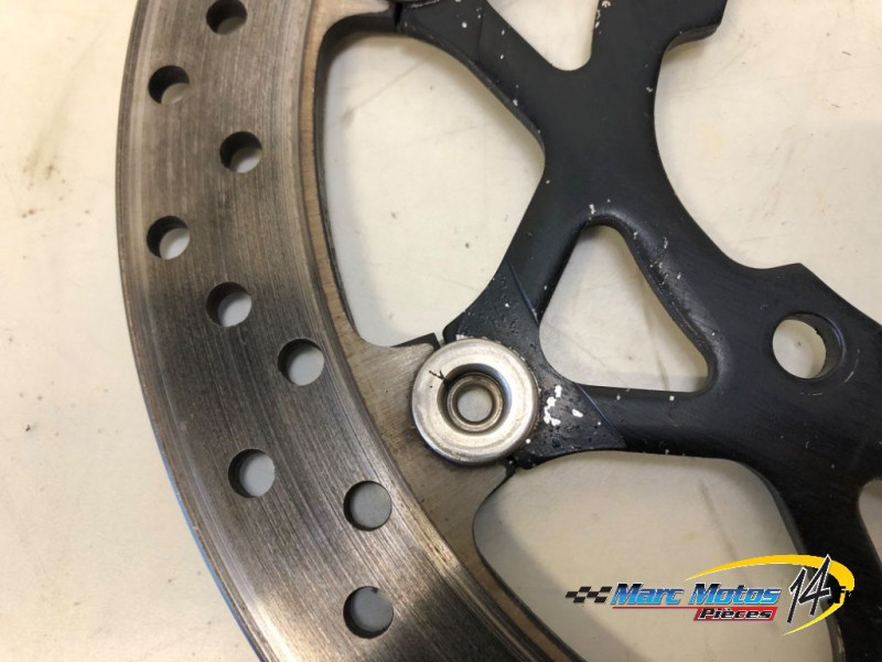DISQUE AVANT GAUCHE SUZUKI 1000 GSXR 2006