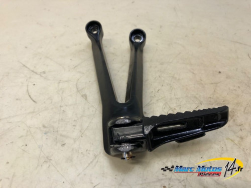 PLATINE ARRIERE GAUCHE SUZUKI 1000 GSXR 2006