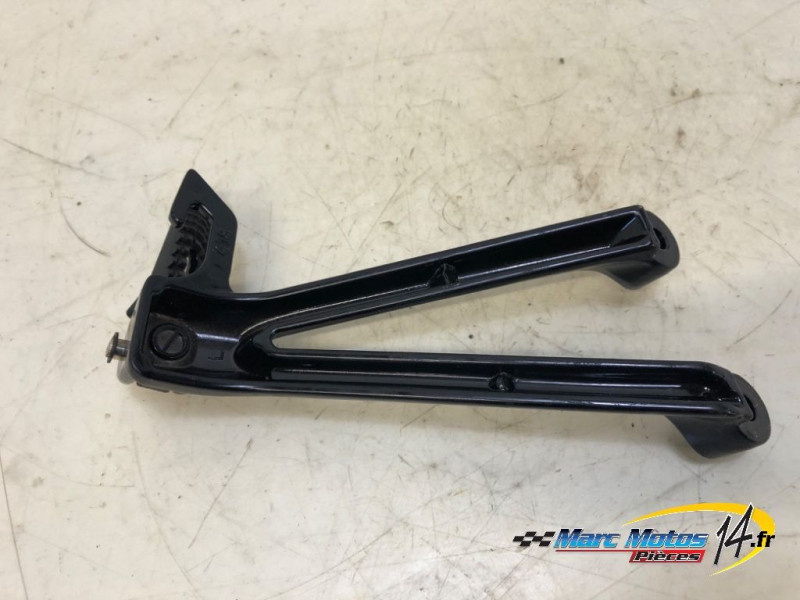 PLATINE ARRIERE GAUCHE SUZUKI 1000 GSXR 2006