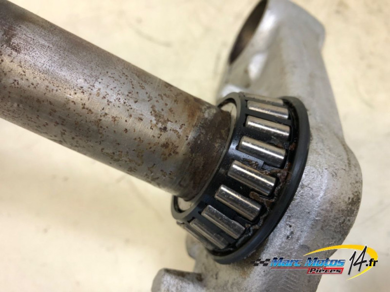TE DE FOURCHE INFERIEUR YAMAHA 750 FZX 1990