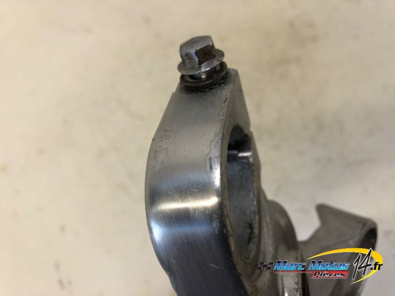 TE DE FOURCHE SUPERIEUR YAMAHA 750 FZX 1990