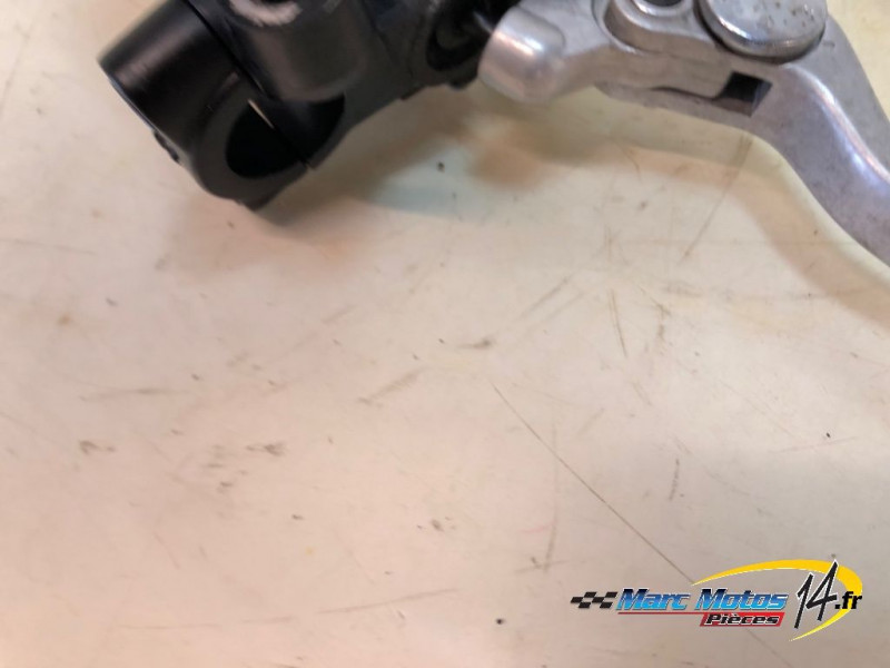 MAITRE CYLINDRE DE FREIN AVANT YAMAHA 1200 XTZ SUPER TENERE 2010