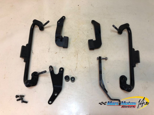 SUPPORT DE VALISES YAMAHA 1200 XTZ SUPER TENERE 2010