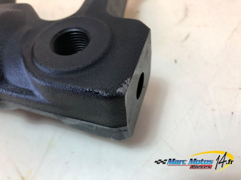 BRAS DE FOURCHE DROIT HONDA 750 HORNET 2023