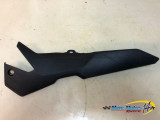 CACHE LATERAL INTERMEDIAIRE DROIT HONDA 750 HORNET 2023