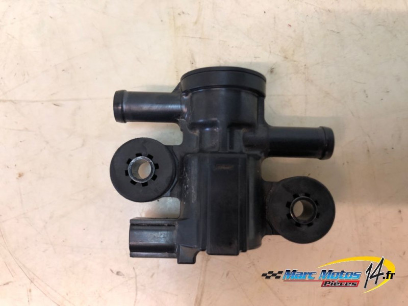 CLAPET DE RECYCLAGE DES GAZ HONDA 750 HORNET 2023