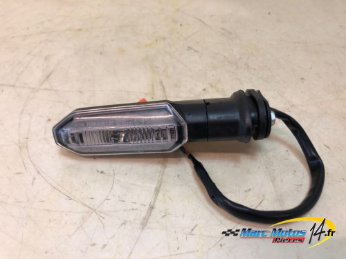 CLIGNOTANT AVANT GAUCHE HONDA 750 HORNET 2023
