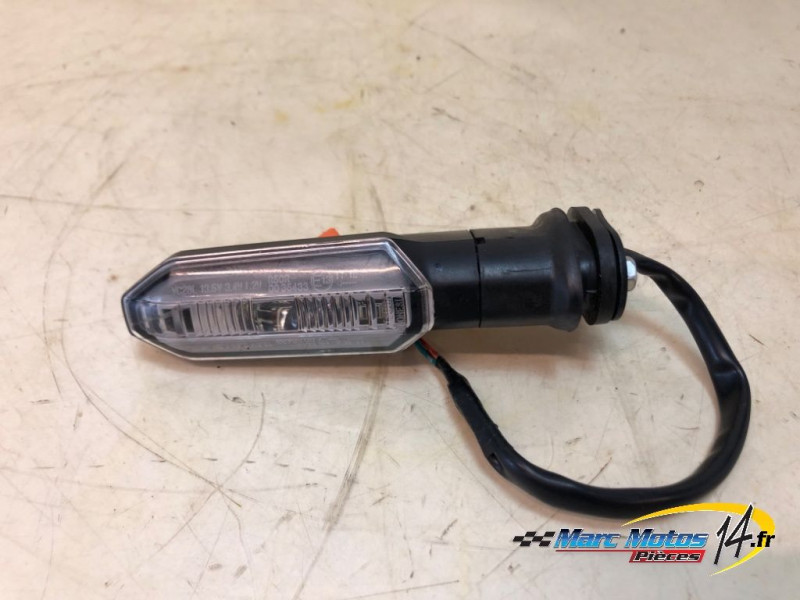 CLIGNOTANT AVANT GAUCHE HONDA 750 HORNET 2023