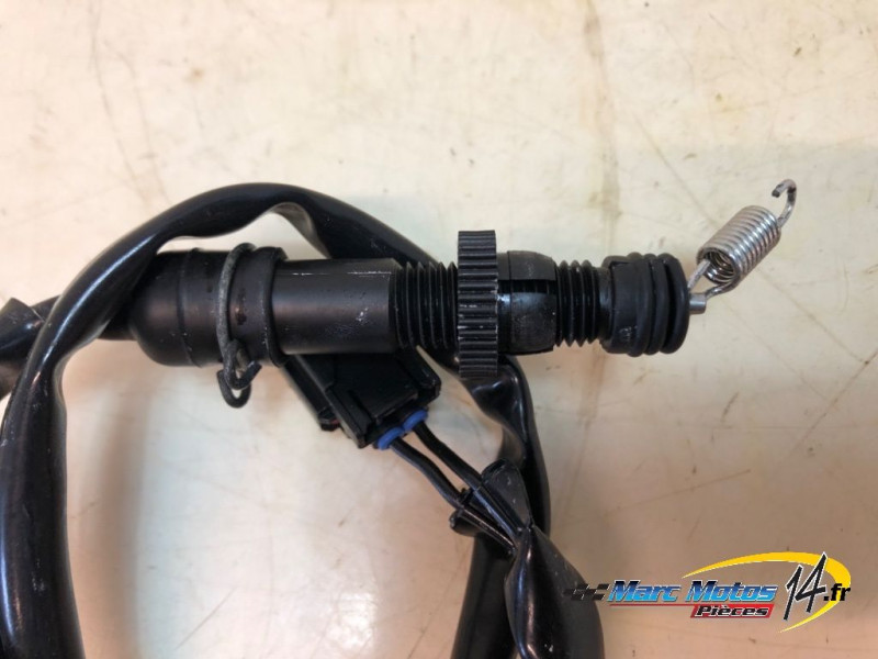CONTACTEUR DE FREIN ARRIERE HONDA 750 HORNET 2023