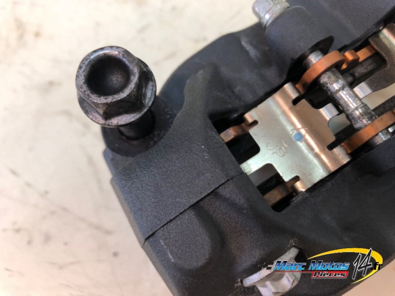 ETRIER DE FREIN AVANT GAUCHE HONDA 750 HORNET 2023