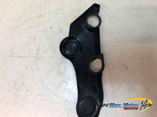 HABILLAGE DE CADRE DROIT HONDA 750 HORNET 2023