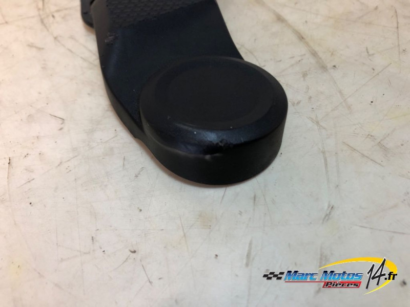 HABILLAGE DE CADRE DROIT HONDA 750 HORNET 2023