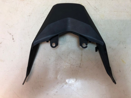JONCTION ARRIERE DE CACHES LATERAUX HONDA 750 HORNET 2023