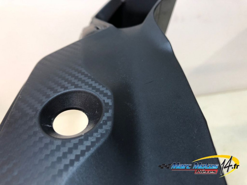 JONCTION ARRIERE DE CACHES LATERAUX HONDA 750 HORNET 2023