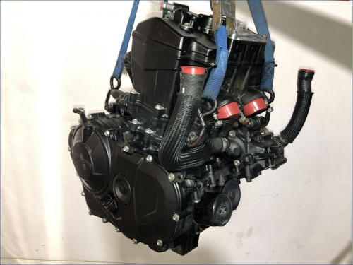 MOTEUR HONDA 750 HORNET 2023