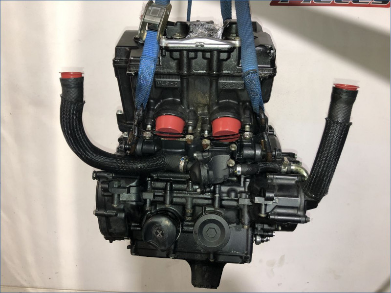 MOTEUR HONDA 750 HORNET 2023