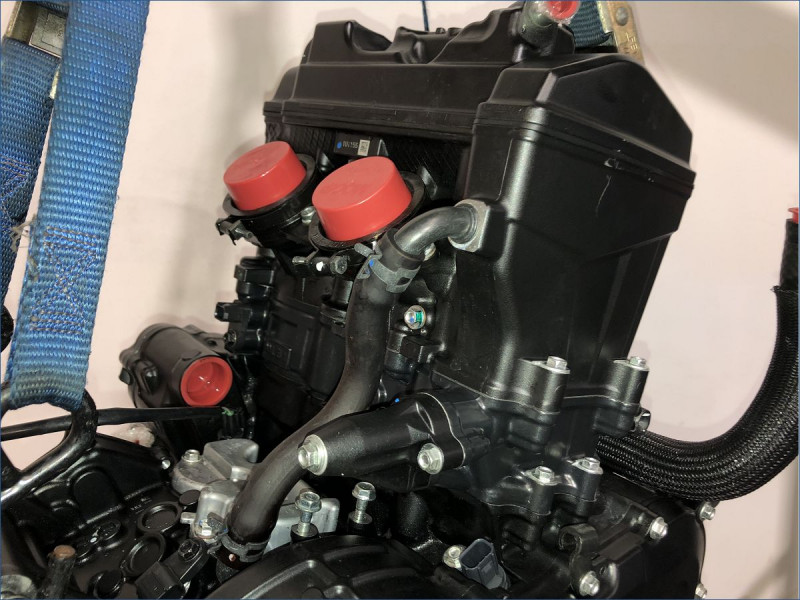 MOTEUR HONDA 750 HORNET 2023