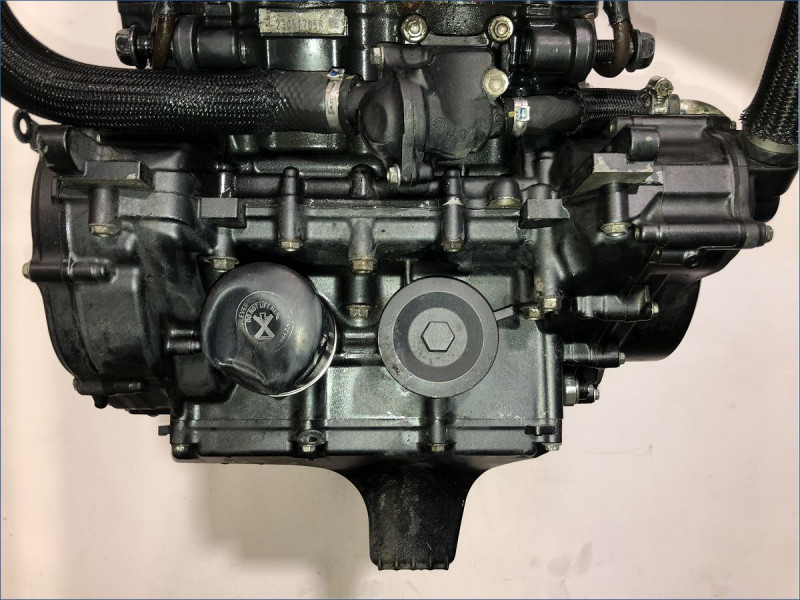MOTEUR HONDA 750 HORNET 2023