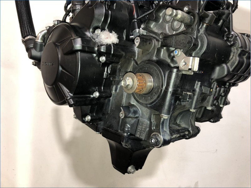 MOTEUR HONDA 750 HORNET 2023