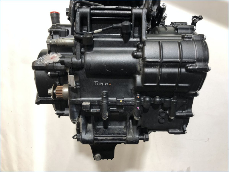MOTEUR HONDA 750 HORNET 2023